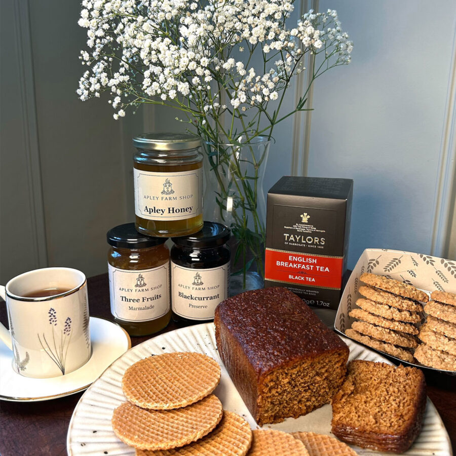 Apley teatime treat hamper